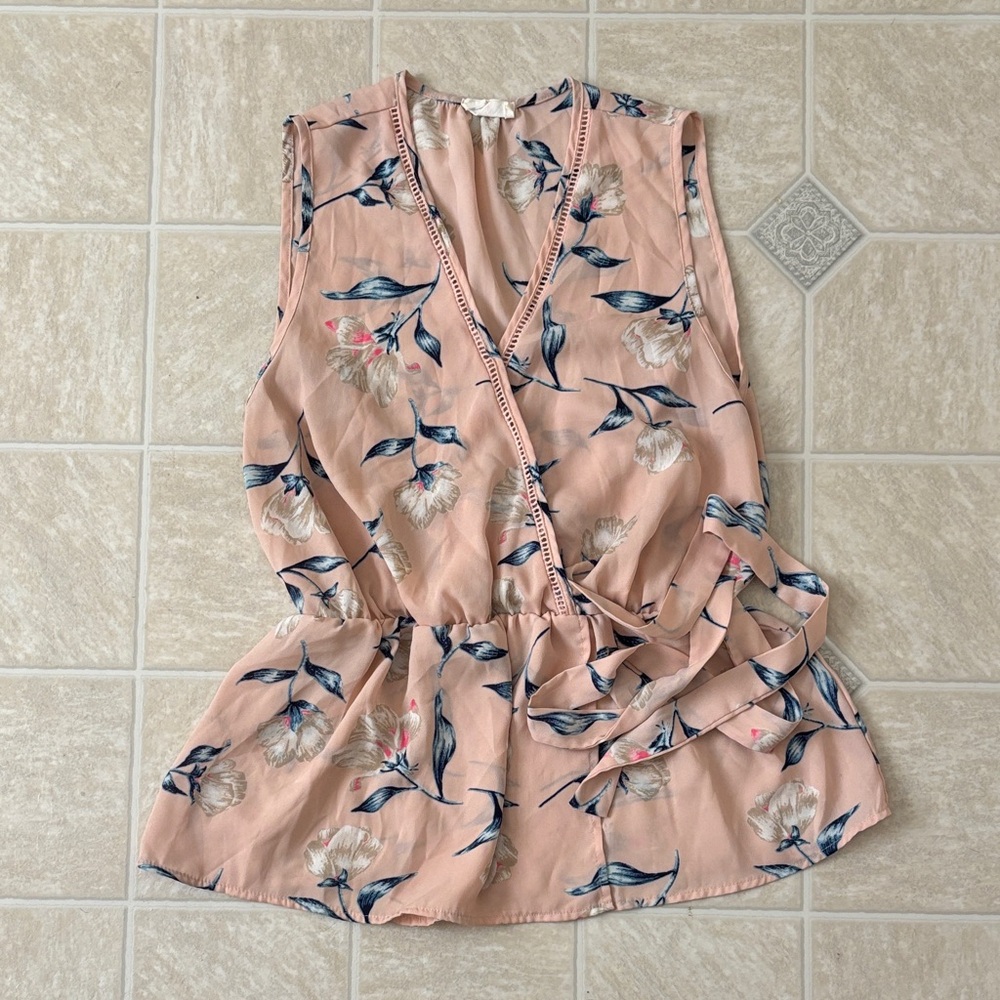 Sleeveless Peach Pink Floral Wrap Top